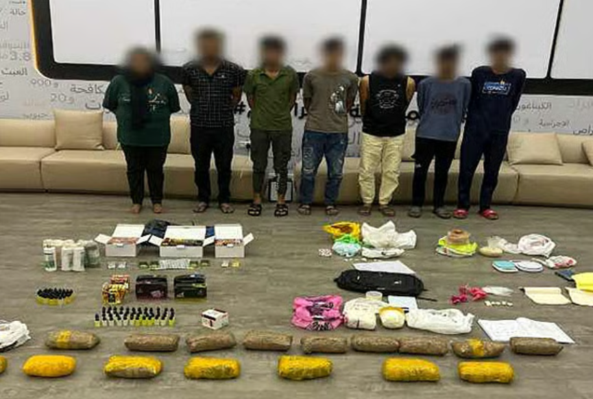 আমিরাতে মা*দ’ক চক্রে জড়িত ৭ এশিয়ান প্রবাসীকে গ্রে*প্তার করলো দুবাই পুলিশ