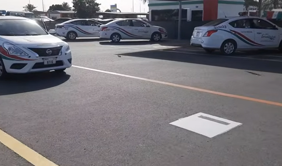 আমিরাতের জাতীয় দিবসে ৩ দিনের বিনামূল্যে পাবলিক পার্কিং ঘোষণা করল দুবাই