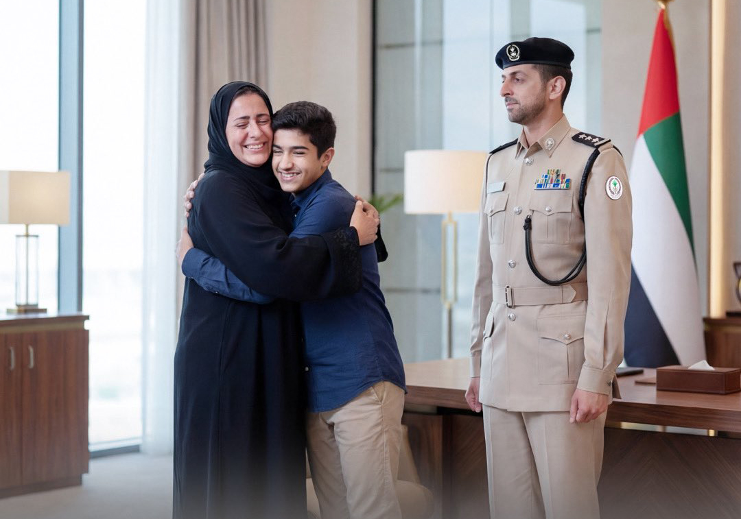 আমিরাতে এক যুগ পরে প্রবাসী ছেলের দেখা পেলেন মা