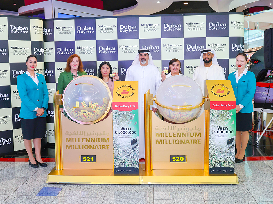 আমিরাতে লটারিতে ১৫ বছর টিকিট কেনার পর ১ মিলিয়ন ডলার পেলেন এশিয়ান প্রবাসী