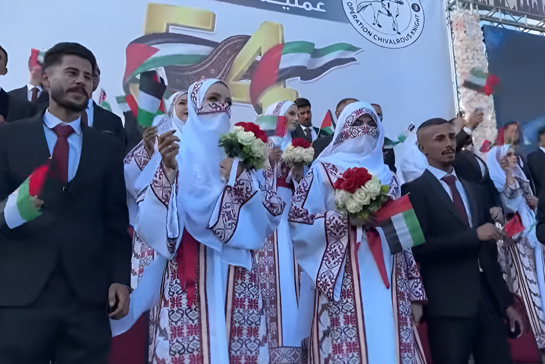 গা’জা’য় গণ বিবাহ, নতুন জীবনে ৫৪ জন দম্পতি