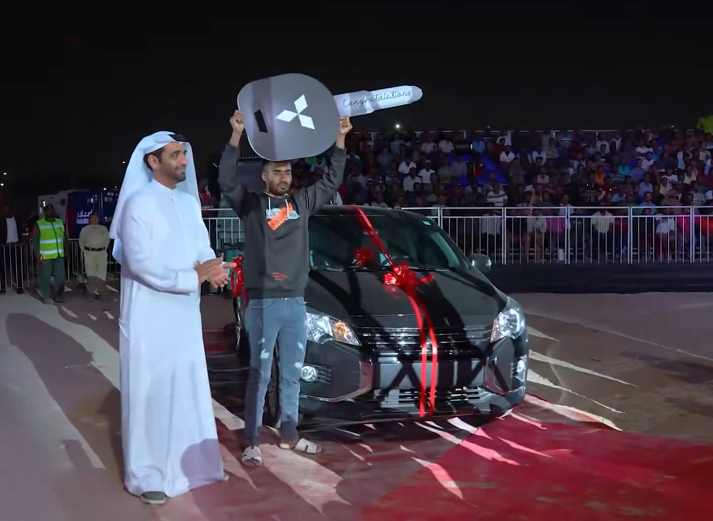 আমিরাতের জাতীয় দিবসে ফাইনাল পুরস্কার নতুন গাড়ি জিতলেন প্রবাসী বাংলাদেশি মোহাম্মদ সোজাল