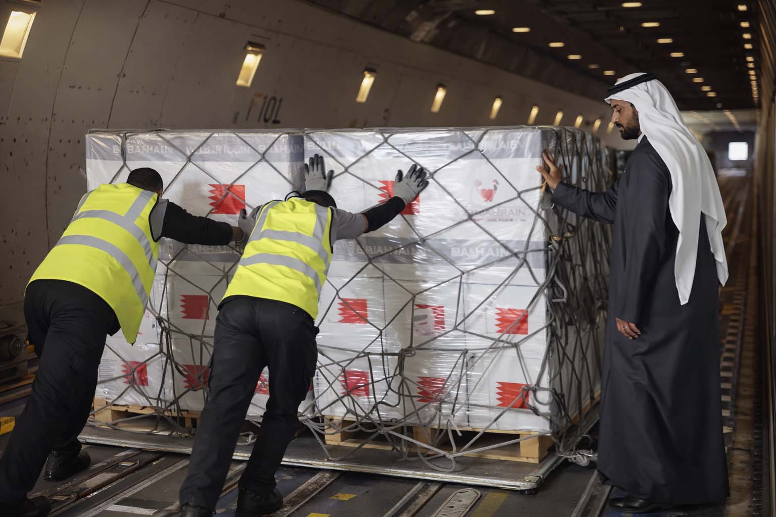 রমজান উপলক্ষে গা*জা’য় ১০০ টন জরুরি সাহায্য পাঠিয়েছে আমিরাত, বাহরাইন