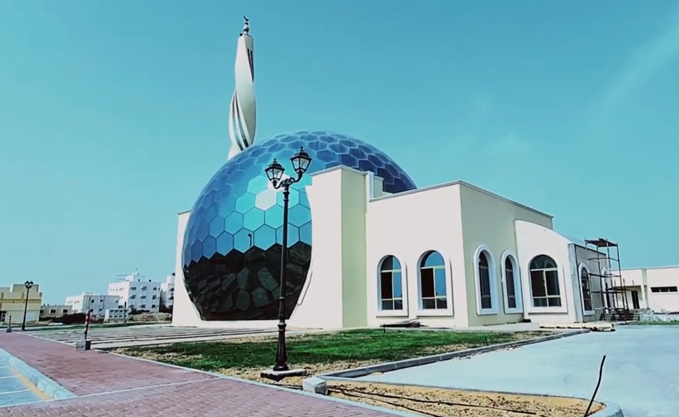 আমিরাতে রমজানে খুলে দেওয়া হলো আরেকটি দৃষ্টিনন্দন মসজিদ
